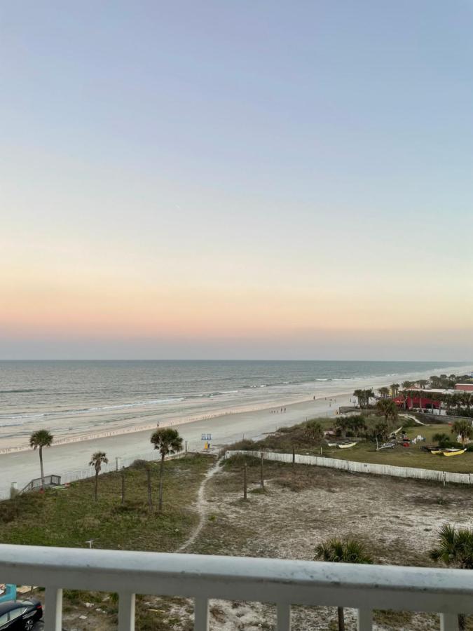 Oceanside Escape Aparthotel Daytona Beach Bagian luar foto