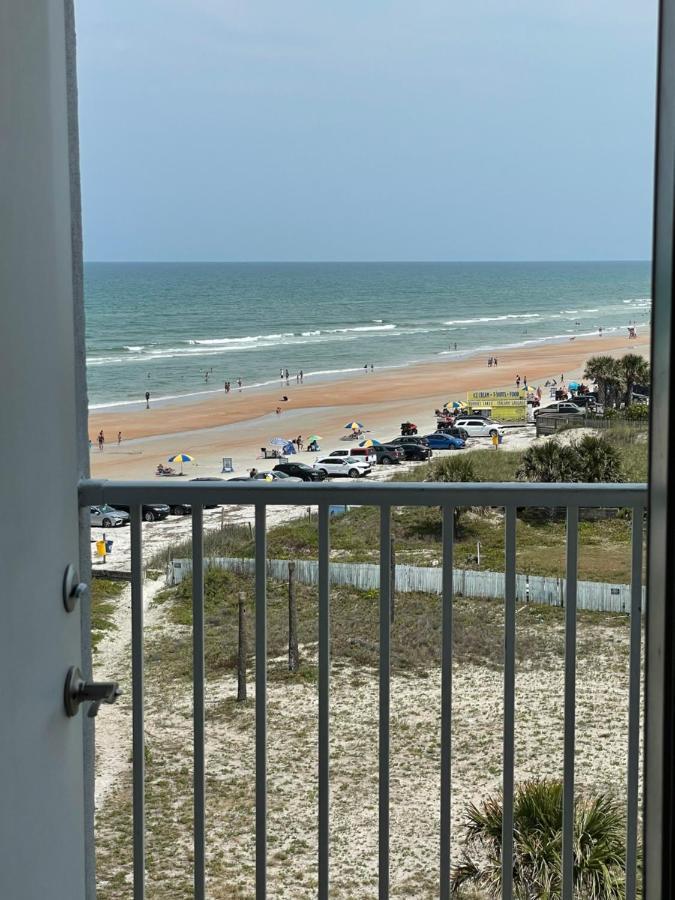 Oceanside Escape Aparthotel Daytona Beach Bagian luar foto